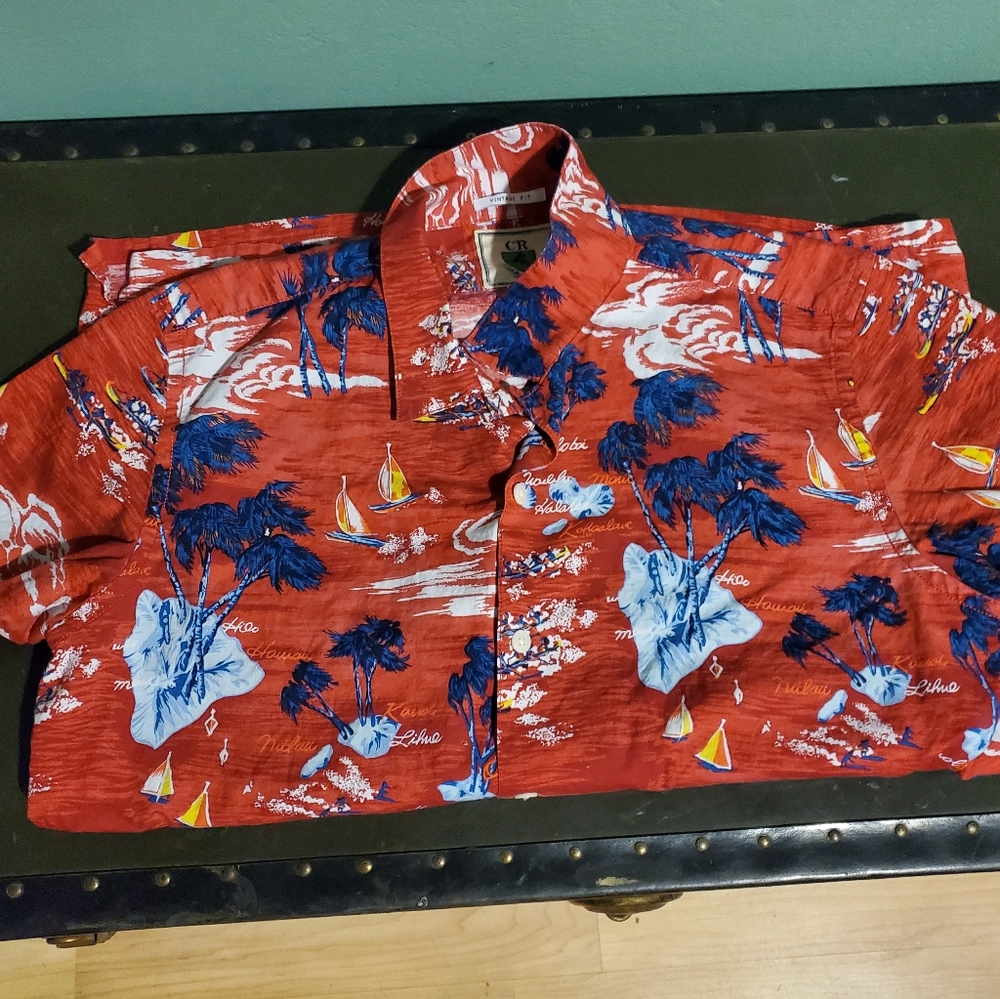 Hawaiian button up t shirt